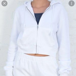 Brandy Melville Cropped Sweatshirt